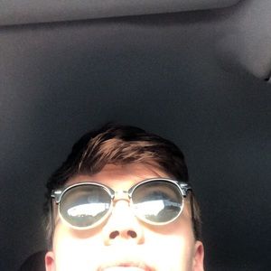 Meet your Posher, Xavier